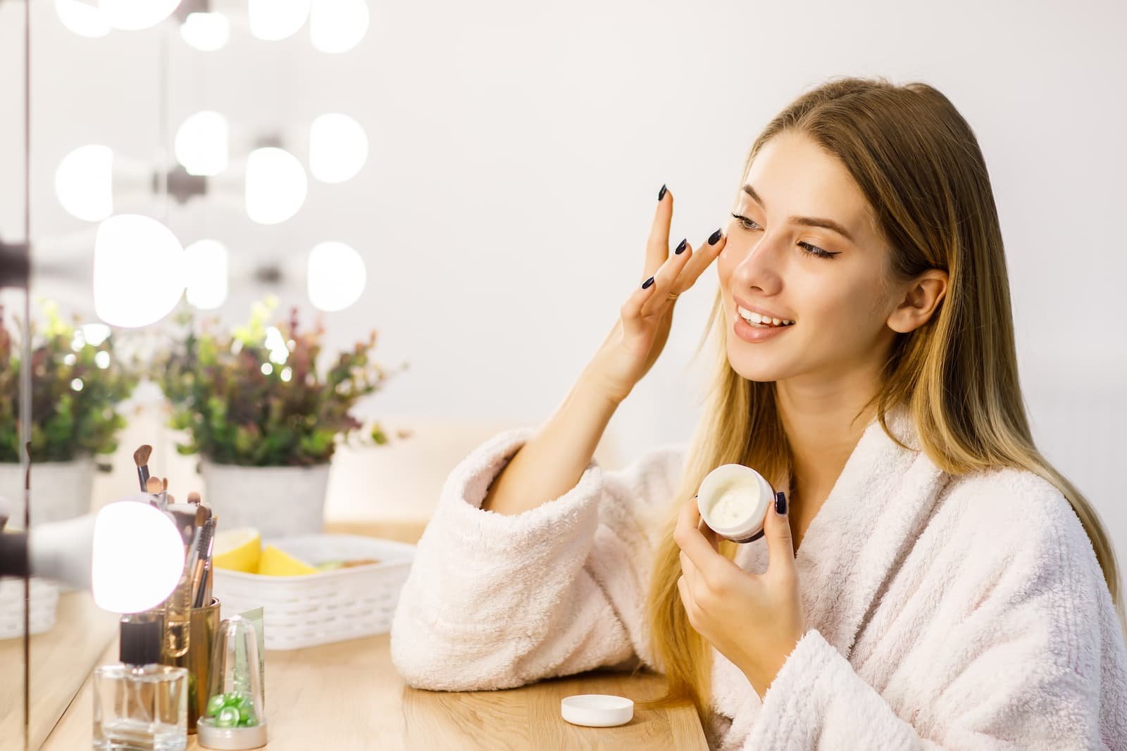 Skincare y Bienestar Mental: La Belleza de Cuidar la Piel y el Espíritu